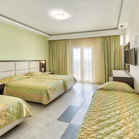 Majestic & Hotel 4*