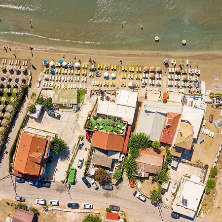 Hotel Horizon - Beachfront Luxury, By Zantewize *
