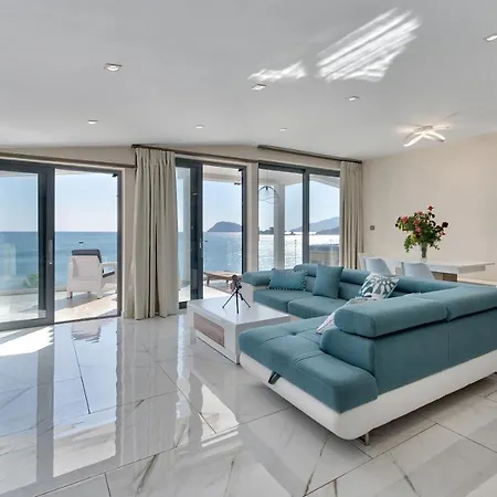 Mandala Seafront 3* Laganas