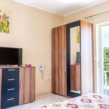 Apartment Brunswick - Pool & Beach *