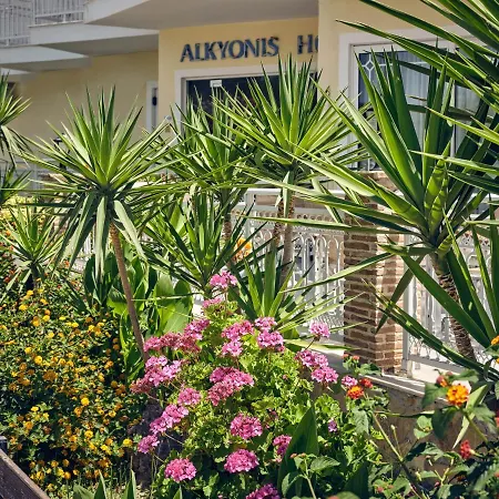 Alkyonis Aparthotel 2*