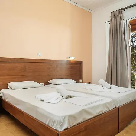 Divina Pool & Beach Hotel