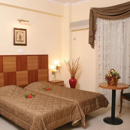 Hotel Ionis Art 4*