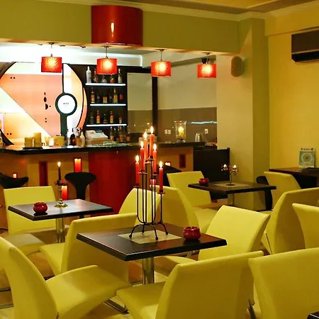 Hotel Ionis Art Laganas