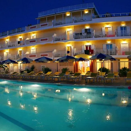 Hotel Ionis Art