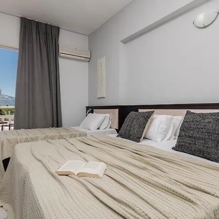 Rivulet Apartment