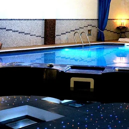 Hotel Majestic &