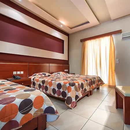 Canadian Hotel
