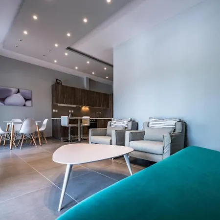 Canadian 3* Laganas