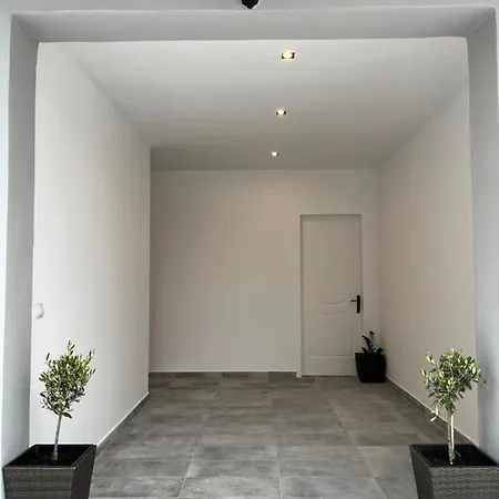 Aceno Apartment Laganas