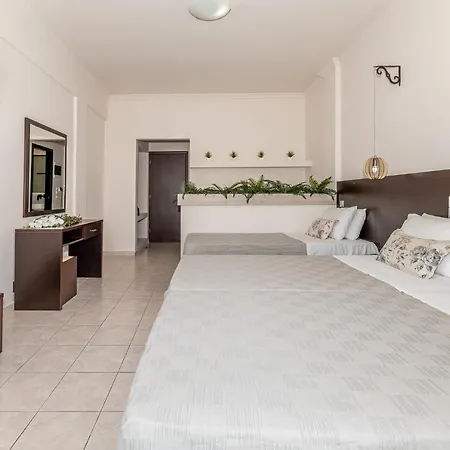 Apartment Mouria &