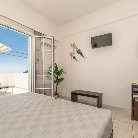 Mouria & Apartment Laganas