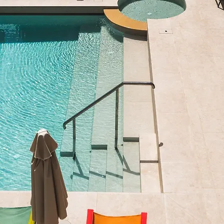 Hotel Canadian 3*