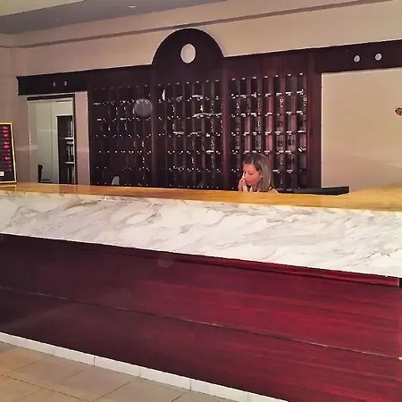 Astir Palace Hotel 4*