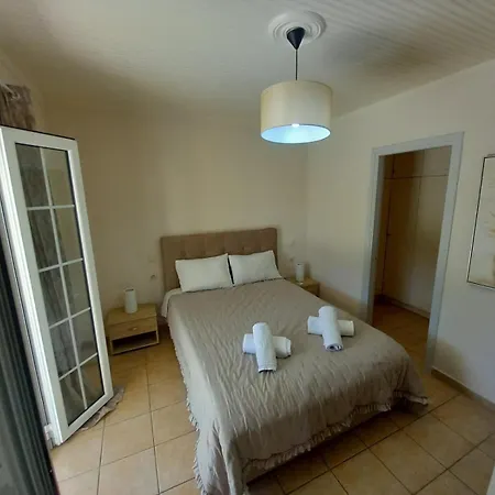 Holiday home Pythari Laganas