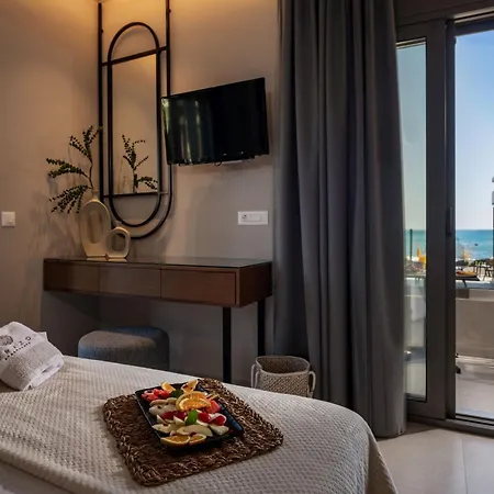 Horizon - Beachfront Luxury, By Zantewize Hotel *