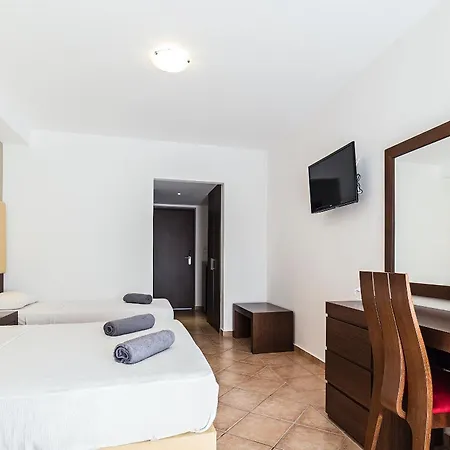 White Olive Premium 4* Laganas