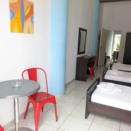 Aparthotel Galini &