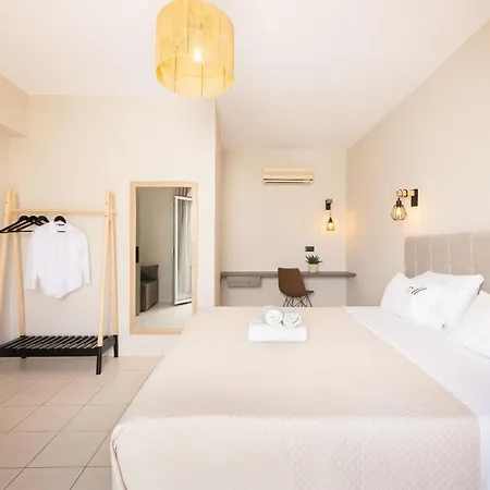 Manthos Beachfront Apartment