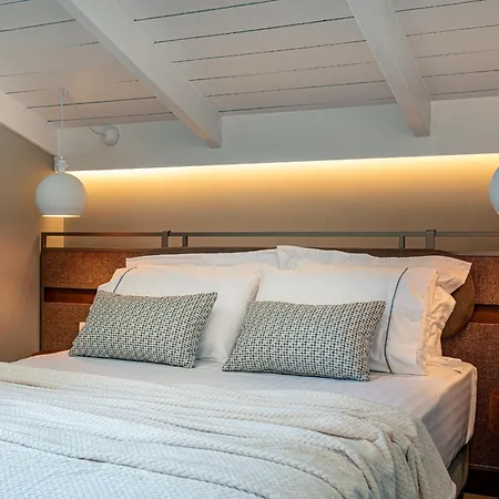 Horizon - Beachfront Luxury, By Zantewize Hotel Laganas