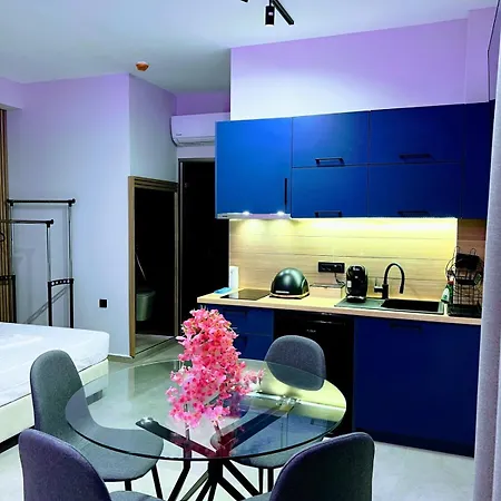 Moon Boutique *
