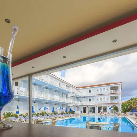 Hotel Holidays 2*