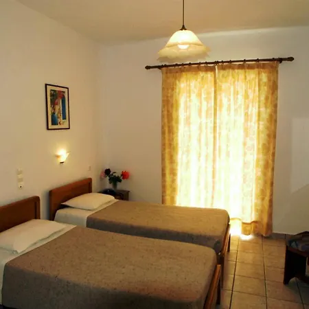 Holidays Hotel 2*