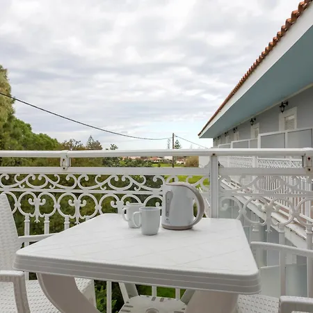 Hotel Holidays
