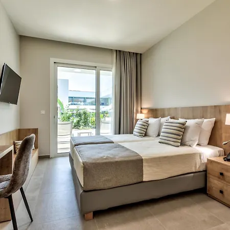 White Olive Premium Hotel 4*