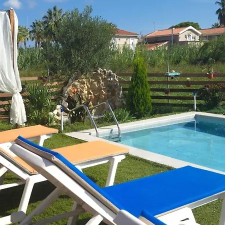 Villa Konstantinos Holidays House *
