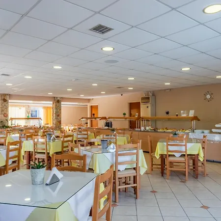 Aparthotel Village & Family