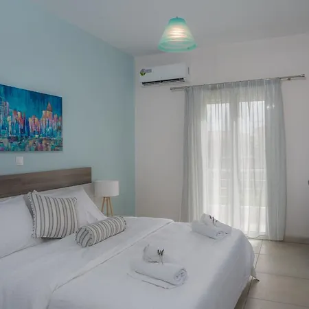 Tesys And Apartment Laganas