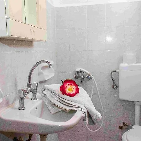 Savvas-demar Hotel