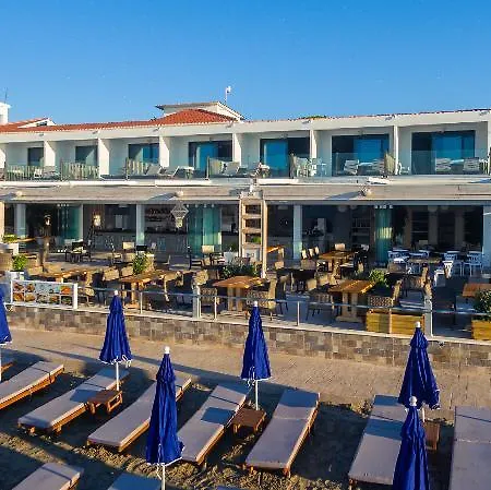 Hotel Mandala Seafront