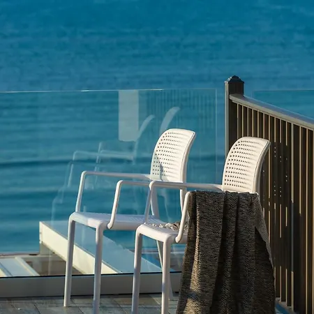 Hotel Mandala Seafront 3*
