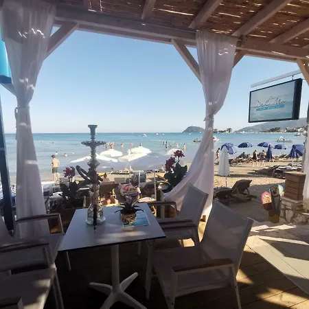 Casa Del Mar