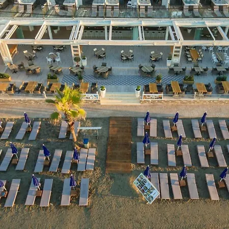 Hotel Mandala Seafront