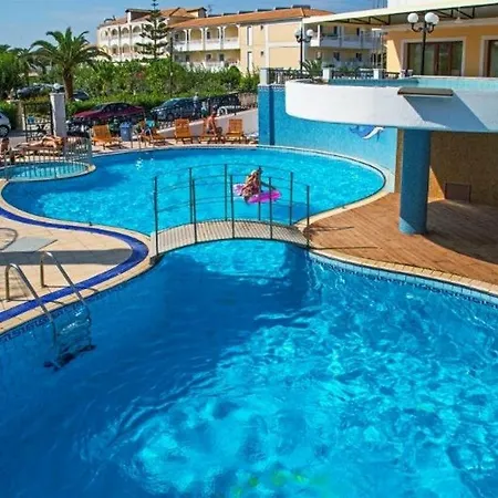 Hotel White Olive Premium 4*