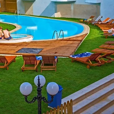 White Olive Premium Hotel