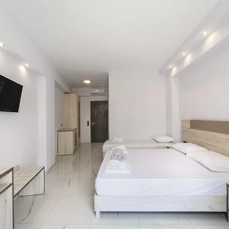 Georgina Hotel 3*
