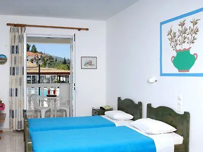 Savvas-demar Hotel
