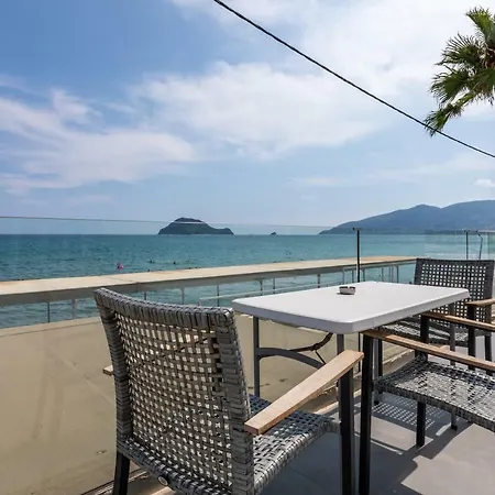 White Olive Premium Cameo Hotel 4*