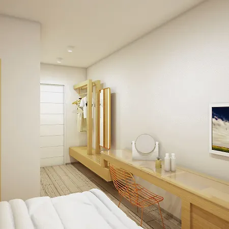 Alexandros Hotel