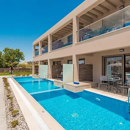 Mystique Luxury & Maisonettes Aparthotel Laganas